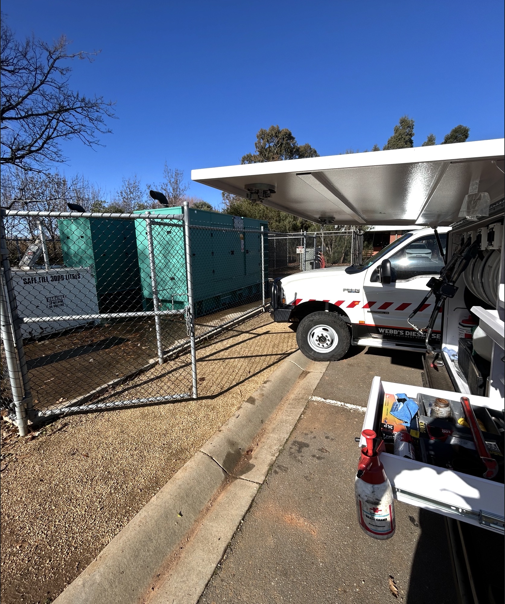 Diesel generator servicing